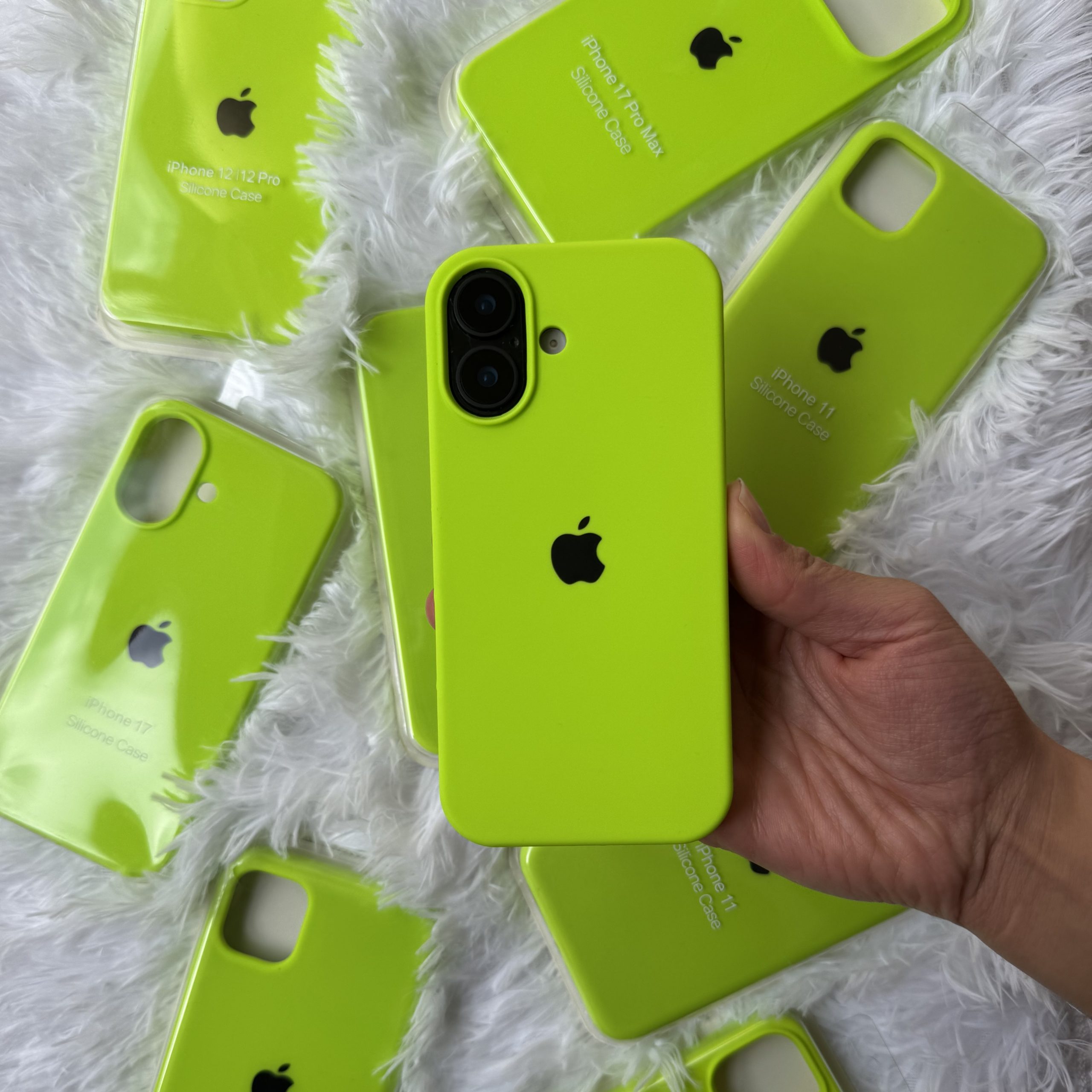 funda fosforita con logo apple