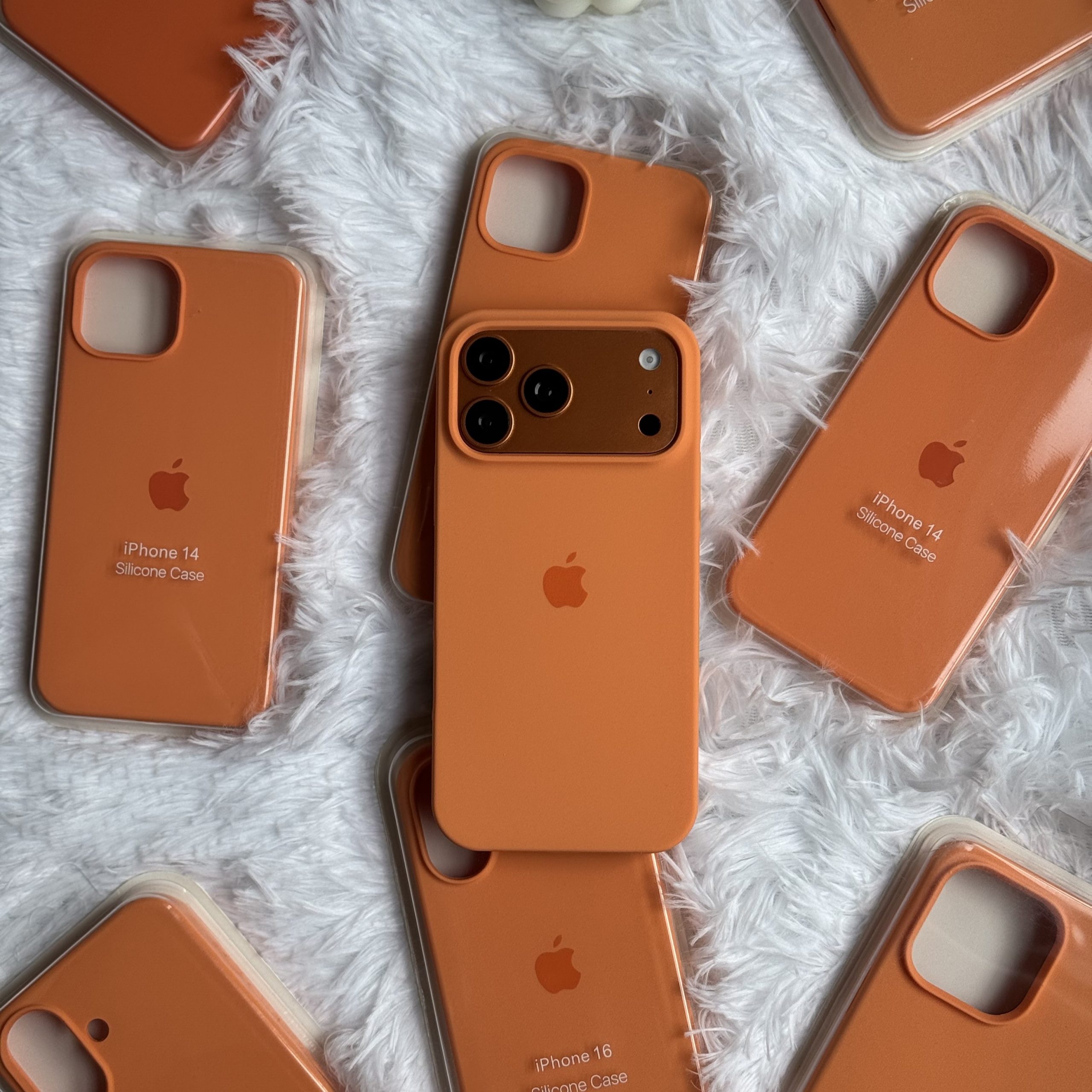 funda iphone logo naranja 17 pro max