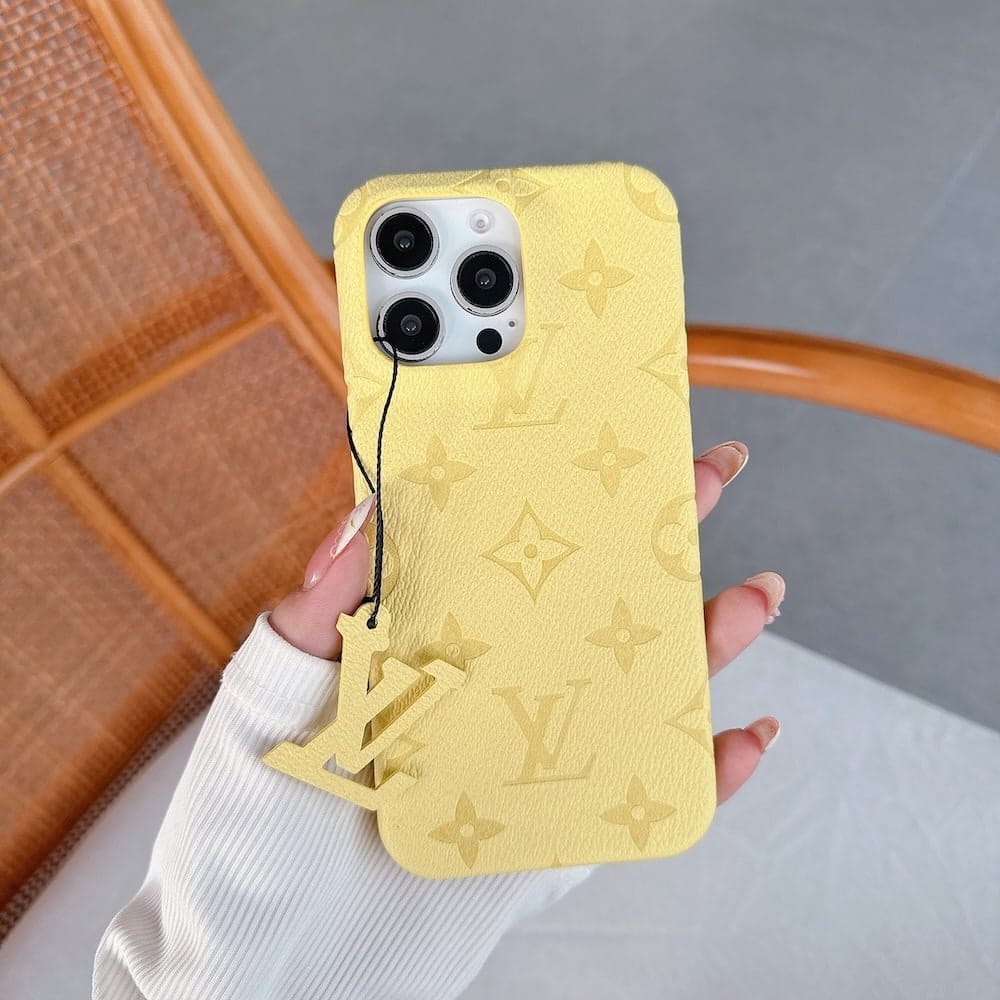 funda amarilla lv iphone