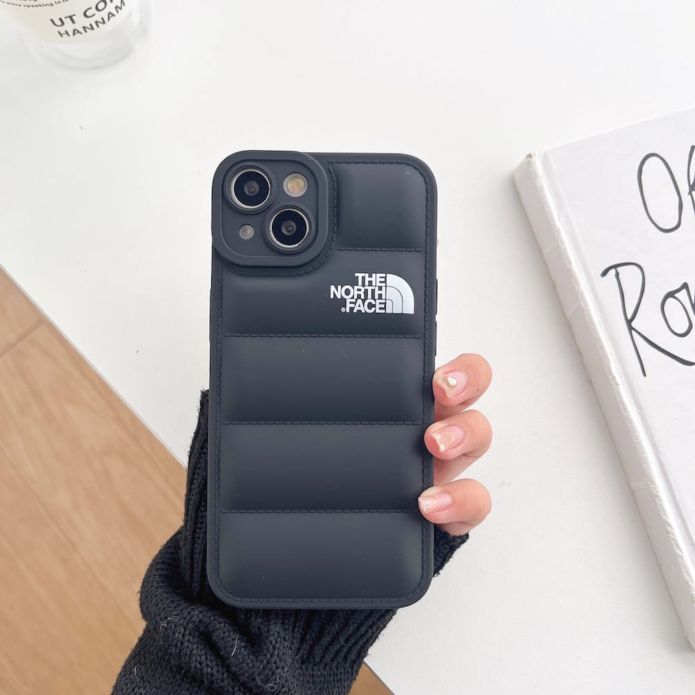 funda iphone negra de thenorthface