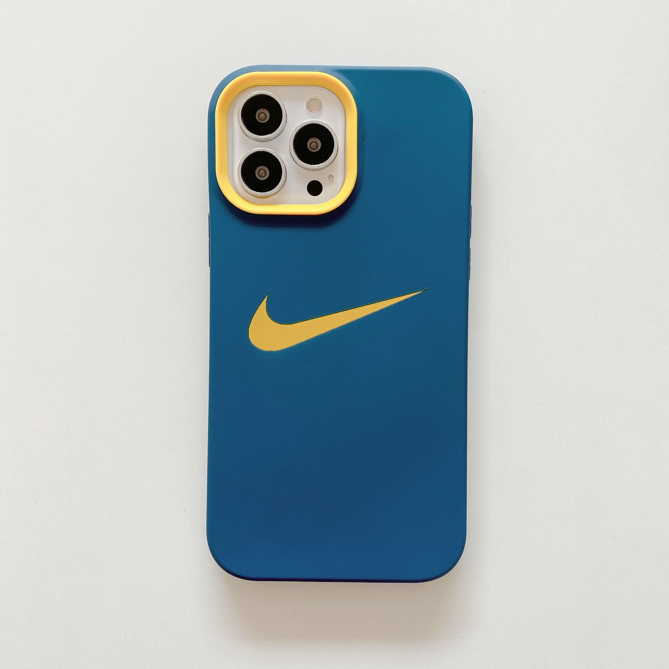 iPhone Nike - Out